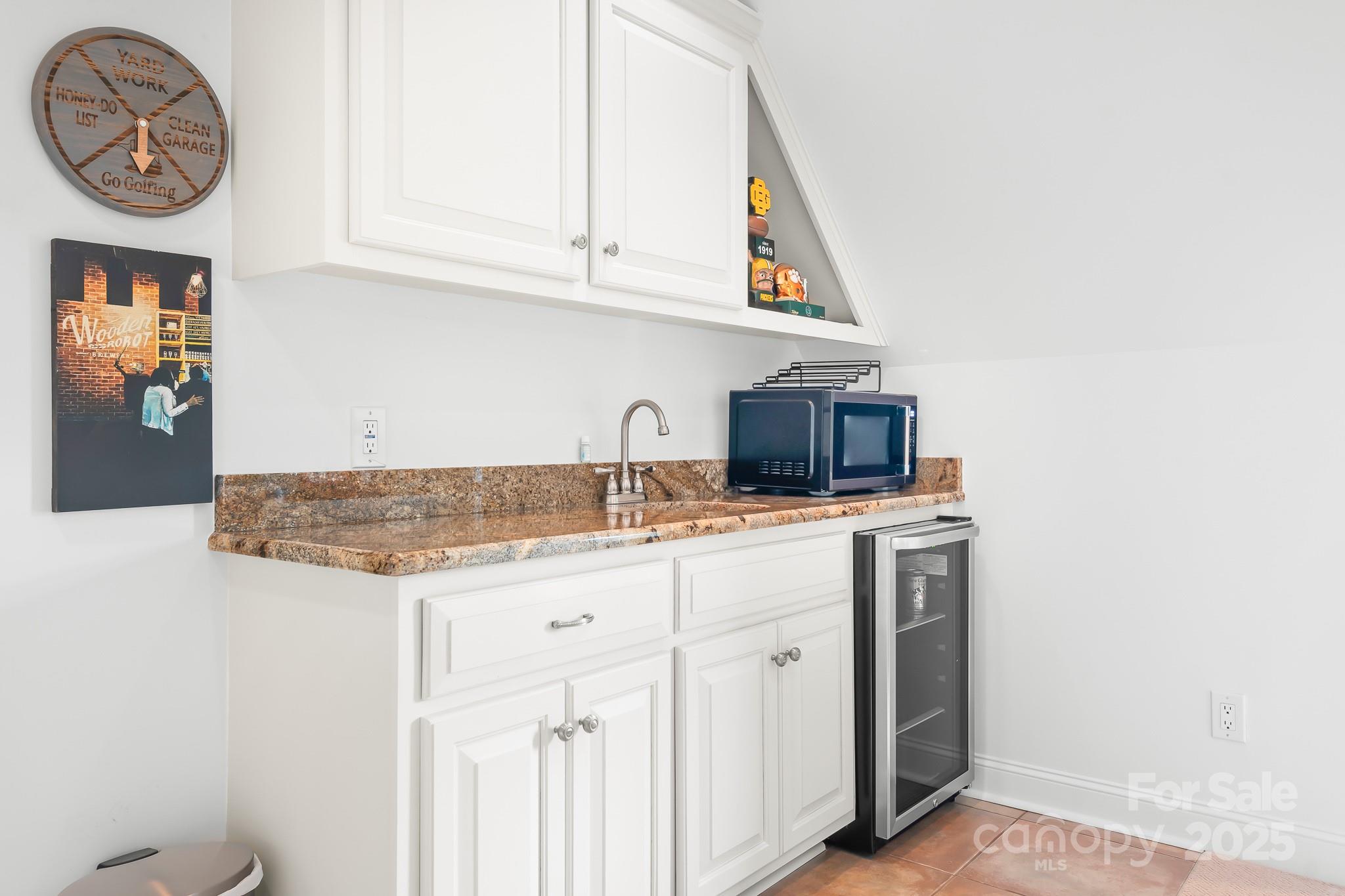 Treetops At Cowans Ford - Residential