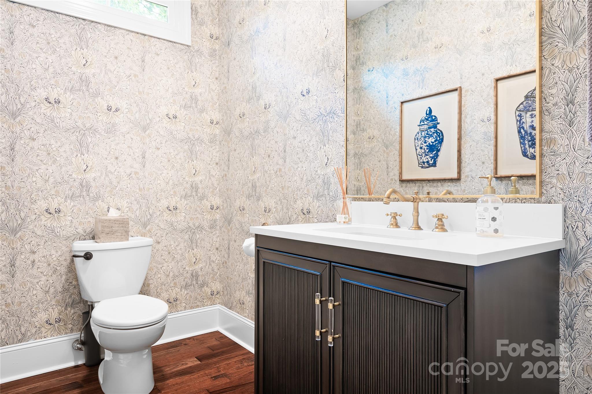 Treetops At Cowans Ford - Residential