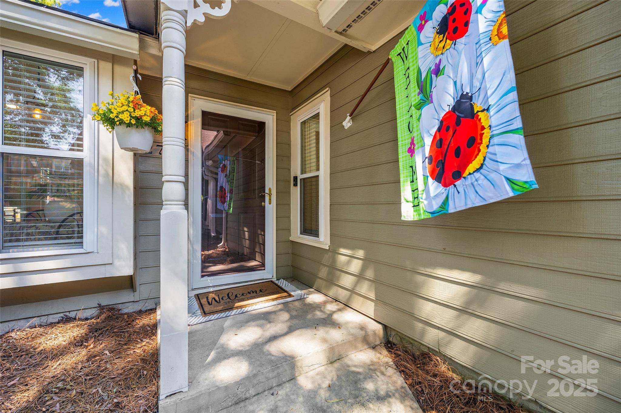 2710 Von Thuringer Court