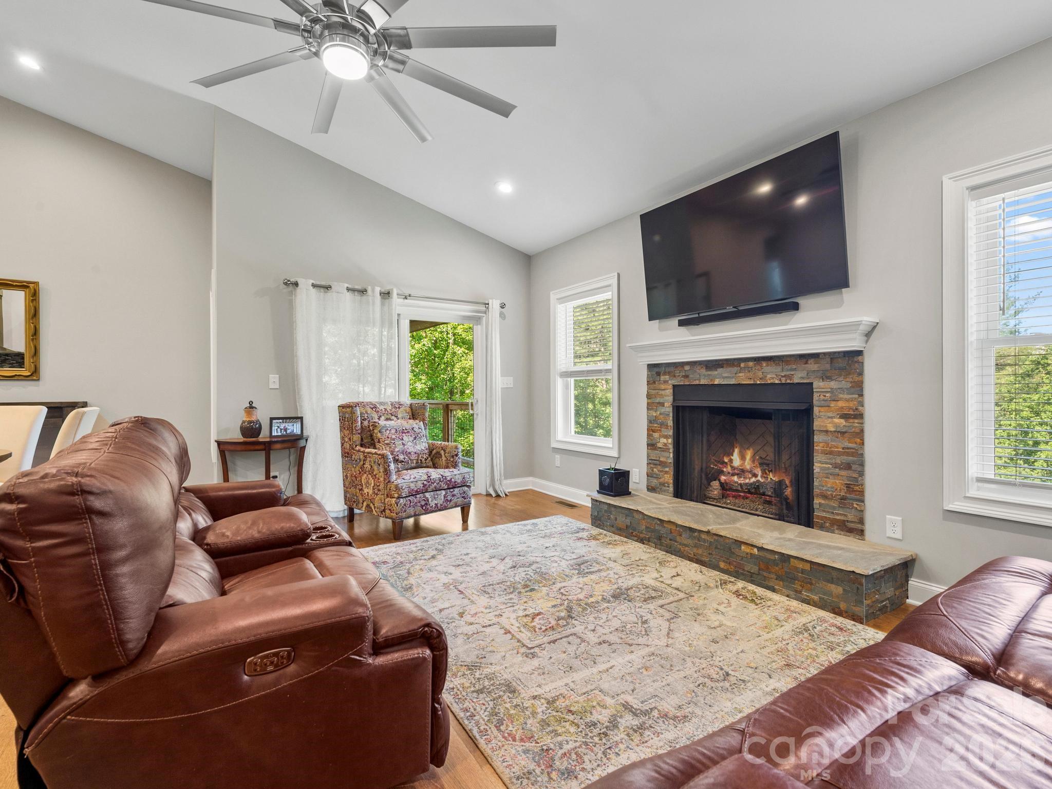 154 & 156 Dogwood Drive