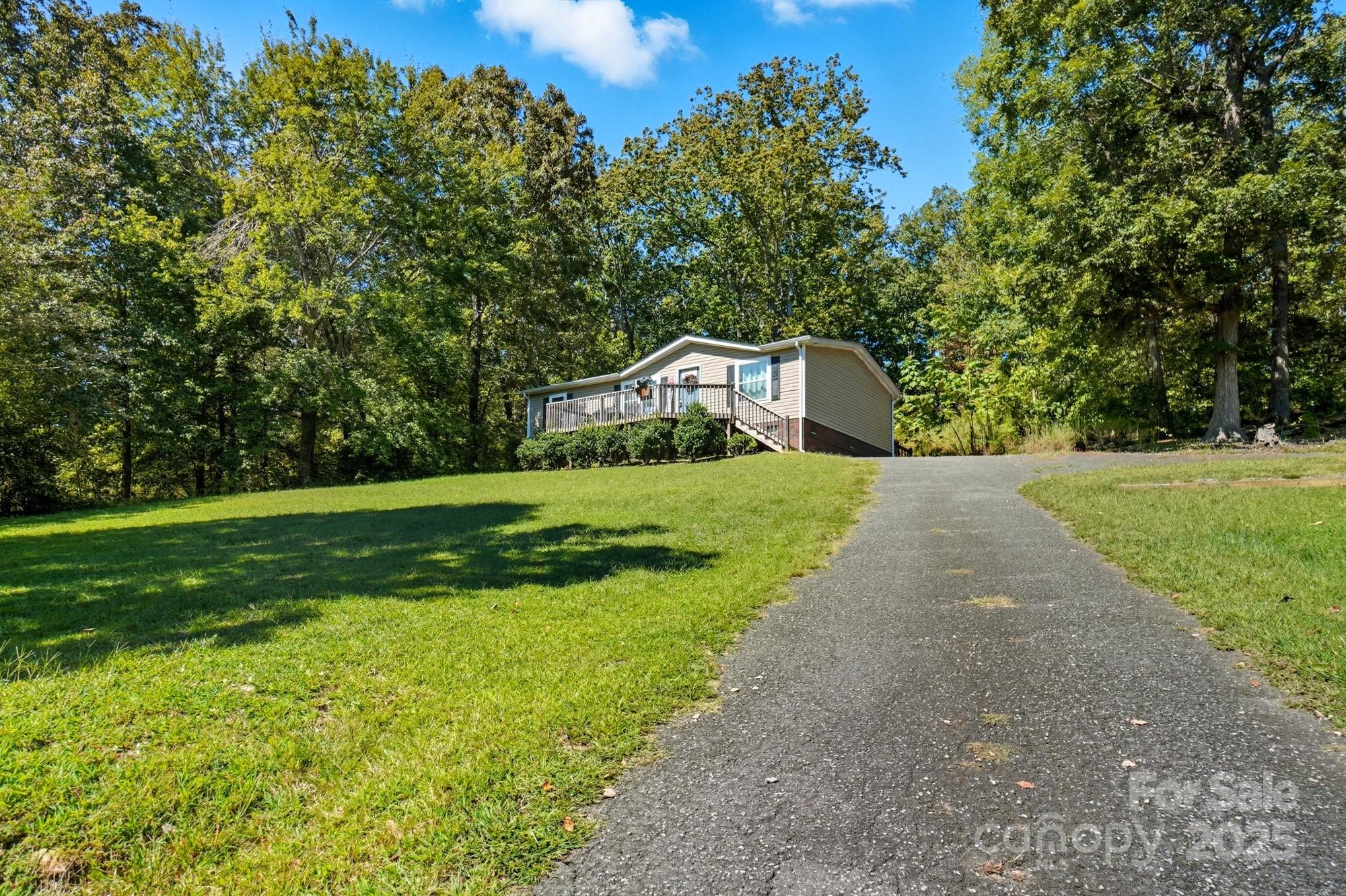 5556 Hidden Oaks Drive