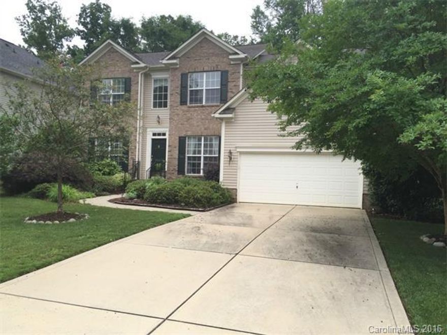 Beautiful home located at sought after Hunter Oaks. Top rated Union County Schools, Rea View Elementary School, Marvin Ridge Middle and High School. Open floor plan with two story family room, granite counter tops, huge sunroom, Master suite located at the main level, enjoy the quite private back yard.