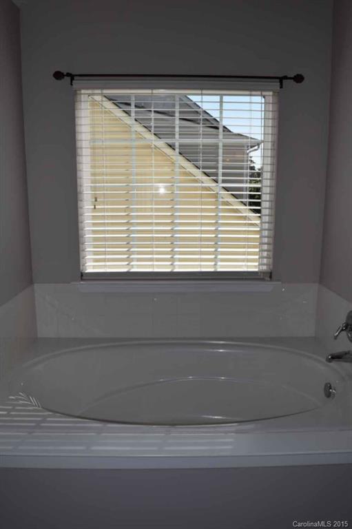 Highland Creek - Residential Lease