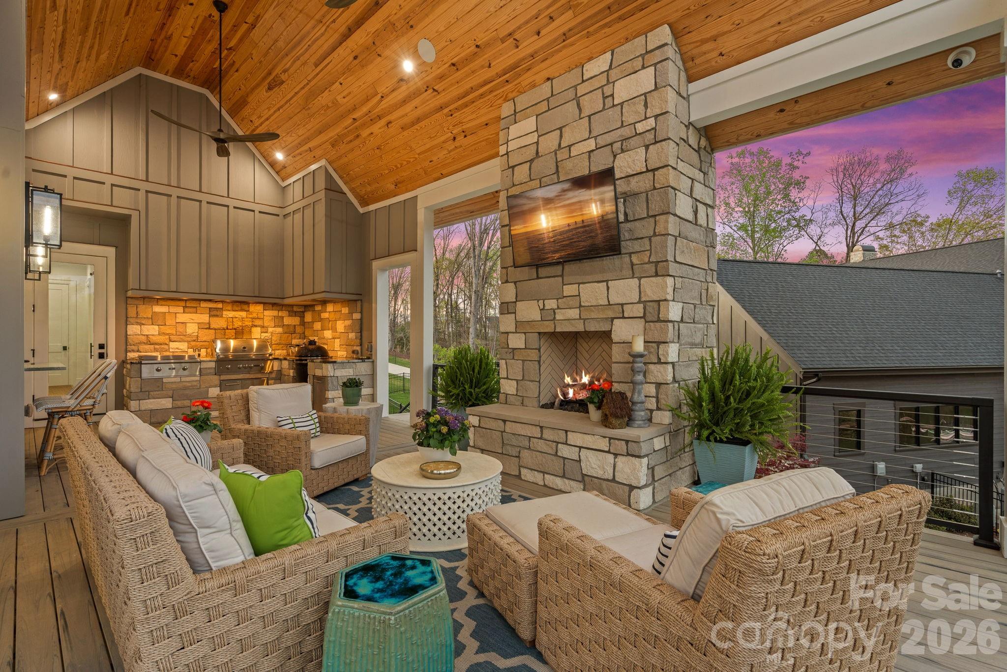 Kiowa Pointe - Residential