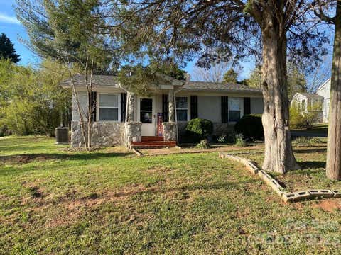 Photo for 2912 Newton Drive