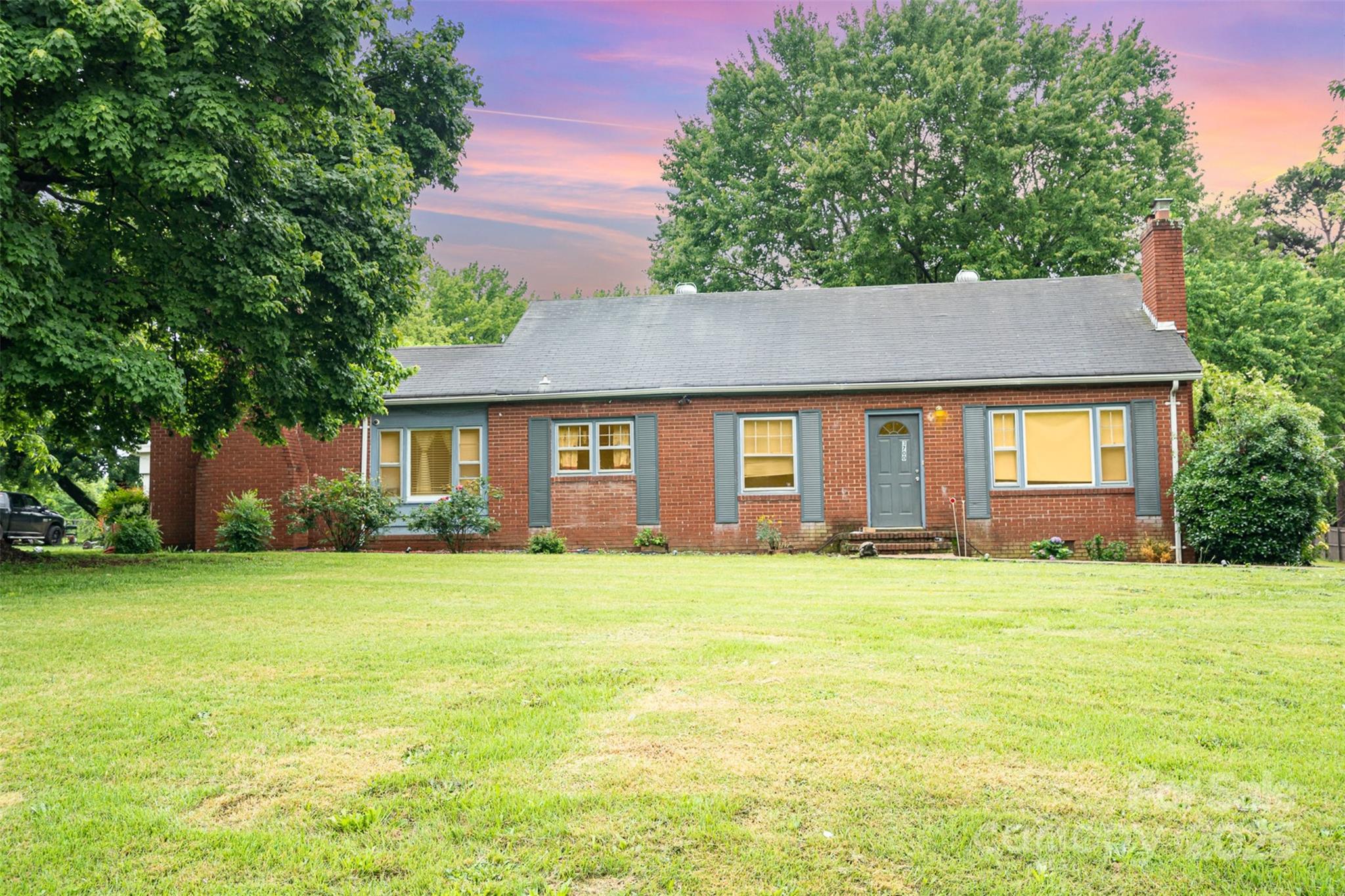 3700 Nevin Road