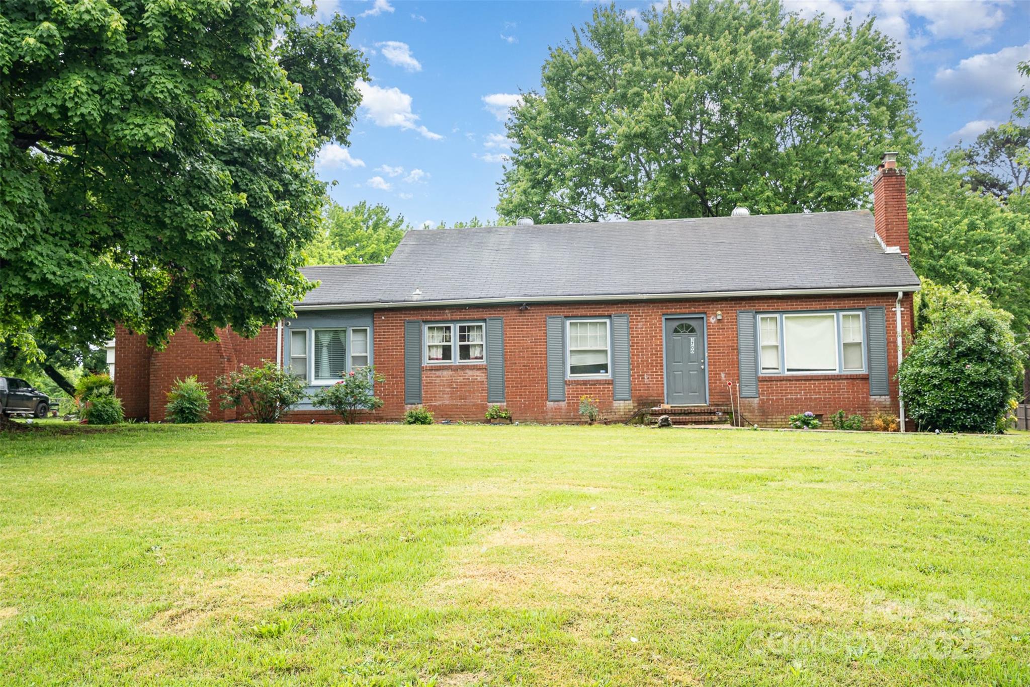 3700 Nevin Road