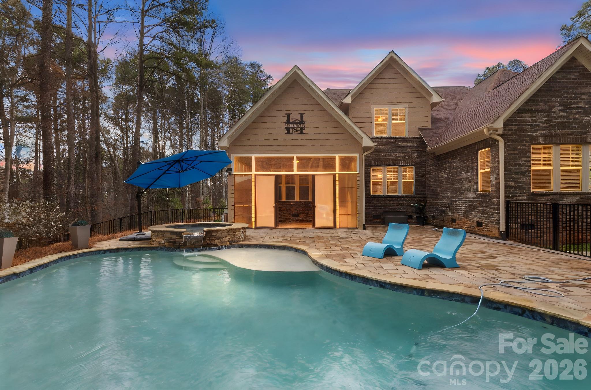 Pebble Bay - Residential