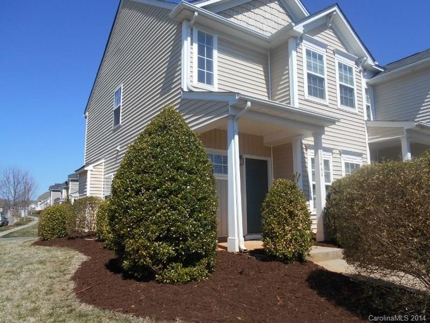 Bright and sunny end unit with open floor plan. Kitchen with breakfast bar and tall cabinets for storage. Opens to breakfast area and living room with cozy gas fireplace. Custom blinds and fresh paint throughout. Desirable Caldwell Station features clubhouse, fitness center, pool and playgrounds. Convenient to shopping and Birkdale Village.