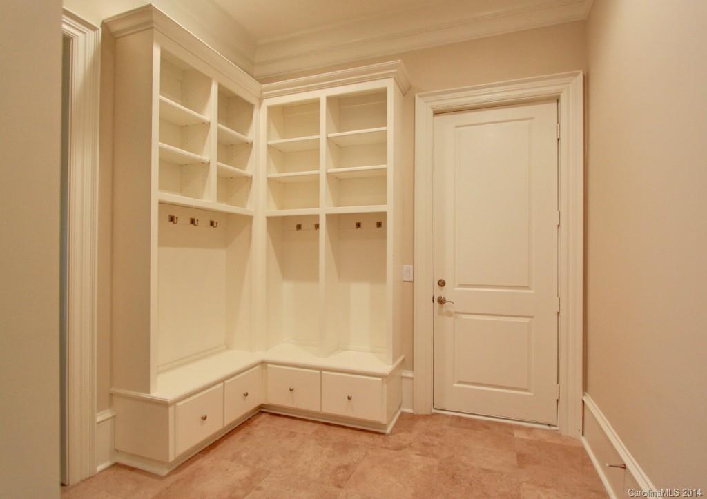 Mammoth Oaks - Residential