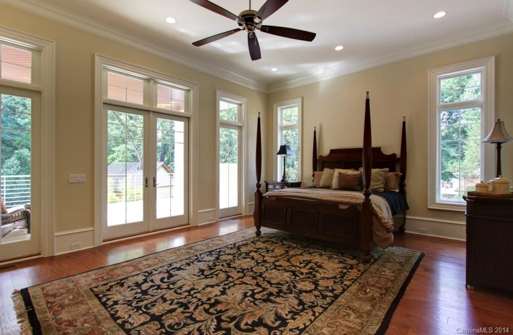 Mammoth Oaks - Residential