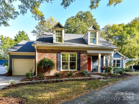 Photo of 2505 Breuster Drive, Charlotte, NC 28210 (MLS # 4314584)