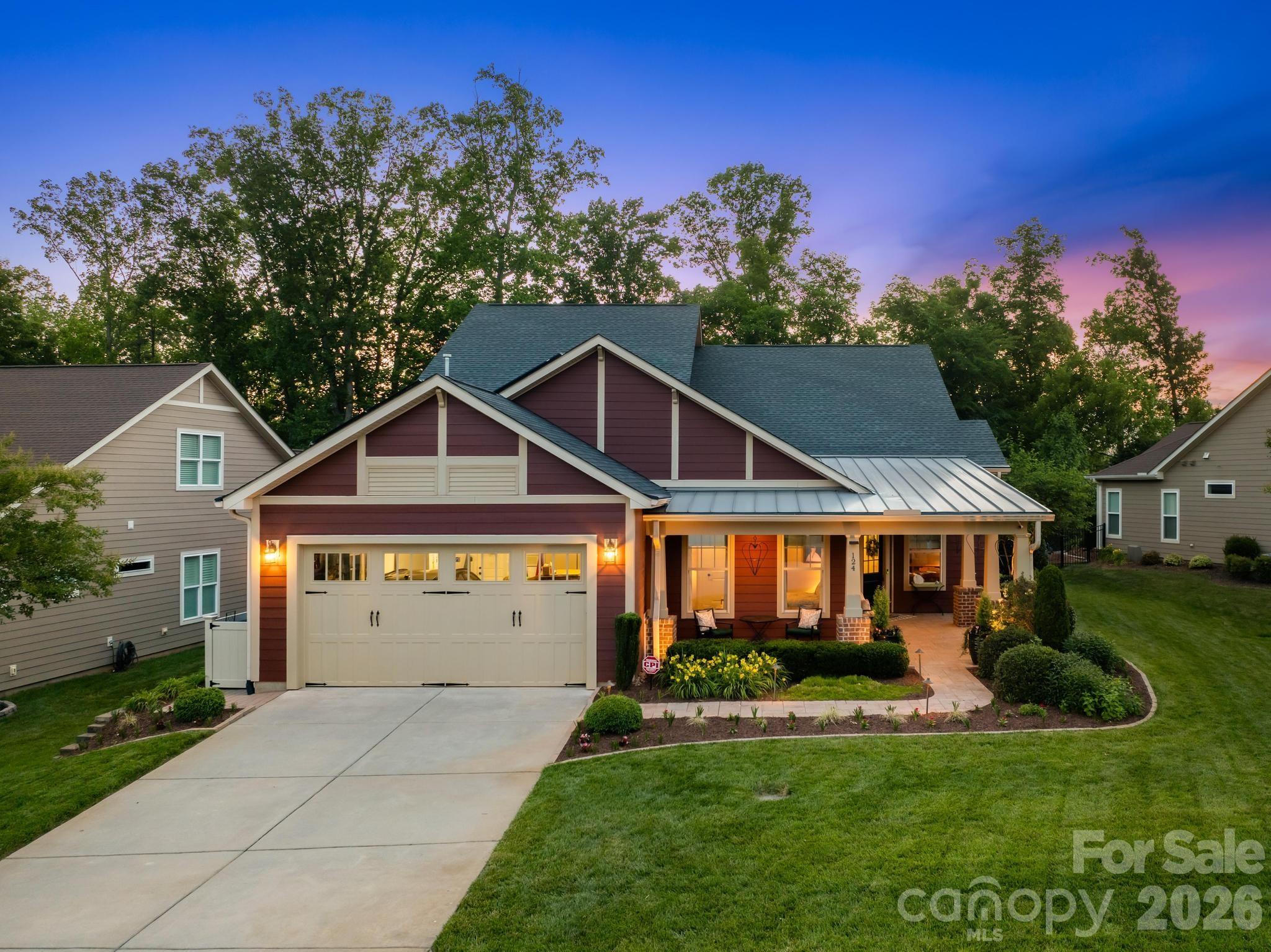 124 Chimney Rock Court