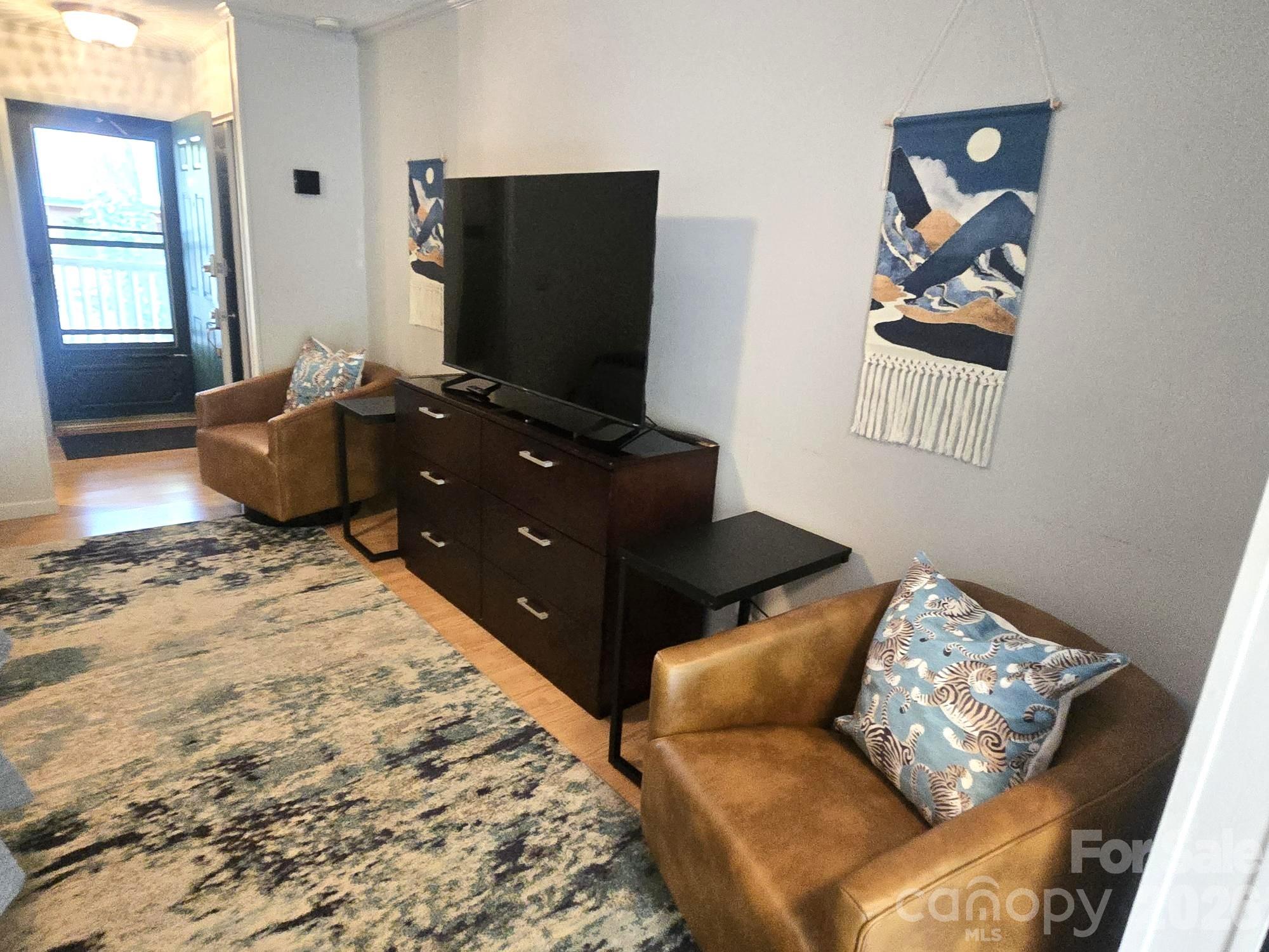 160 Whitney Boulevard 4