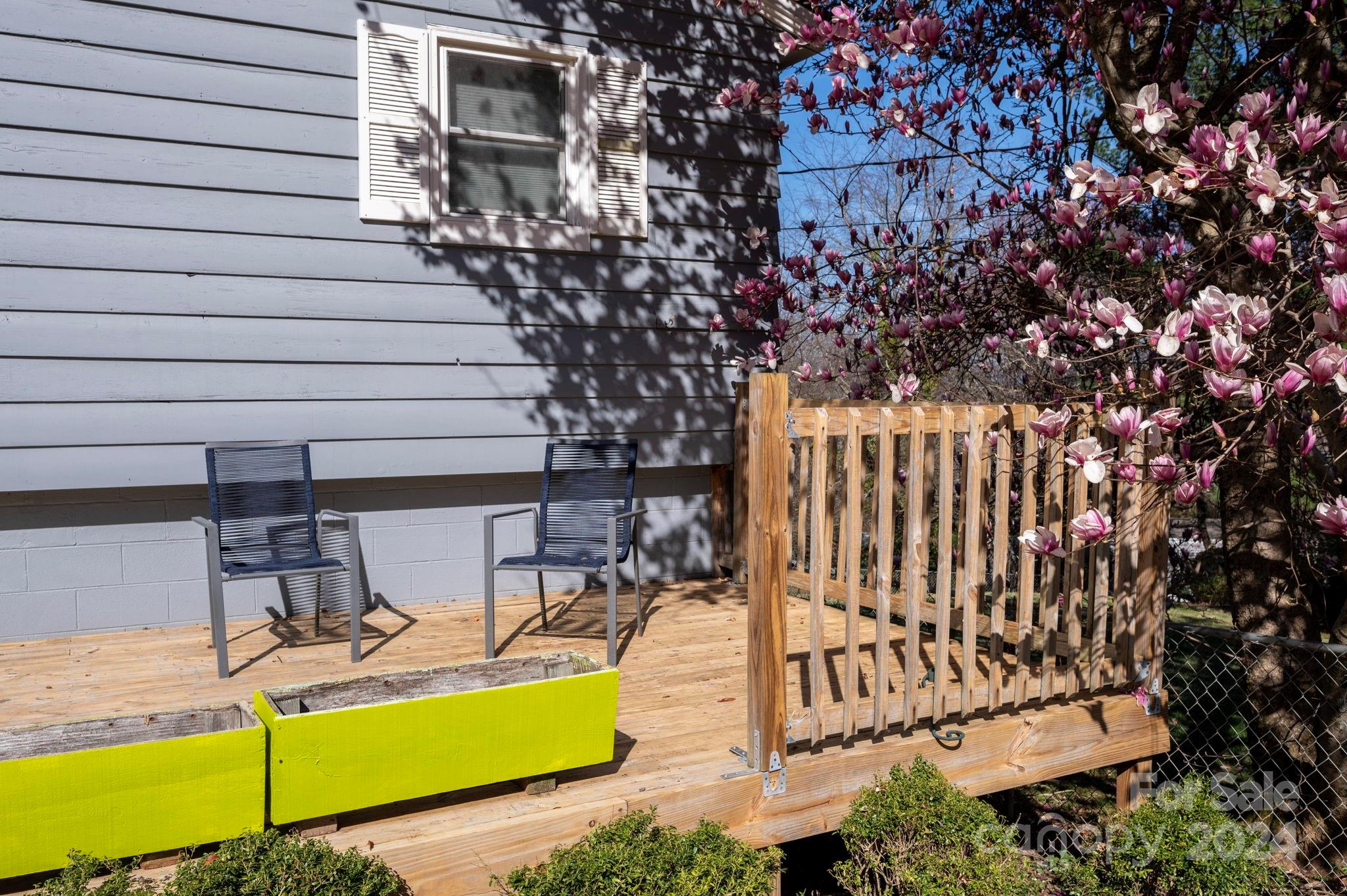 Stradley Mountain Park - Residential