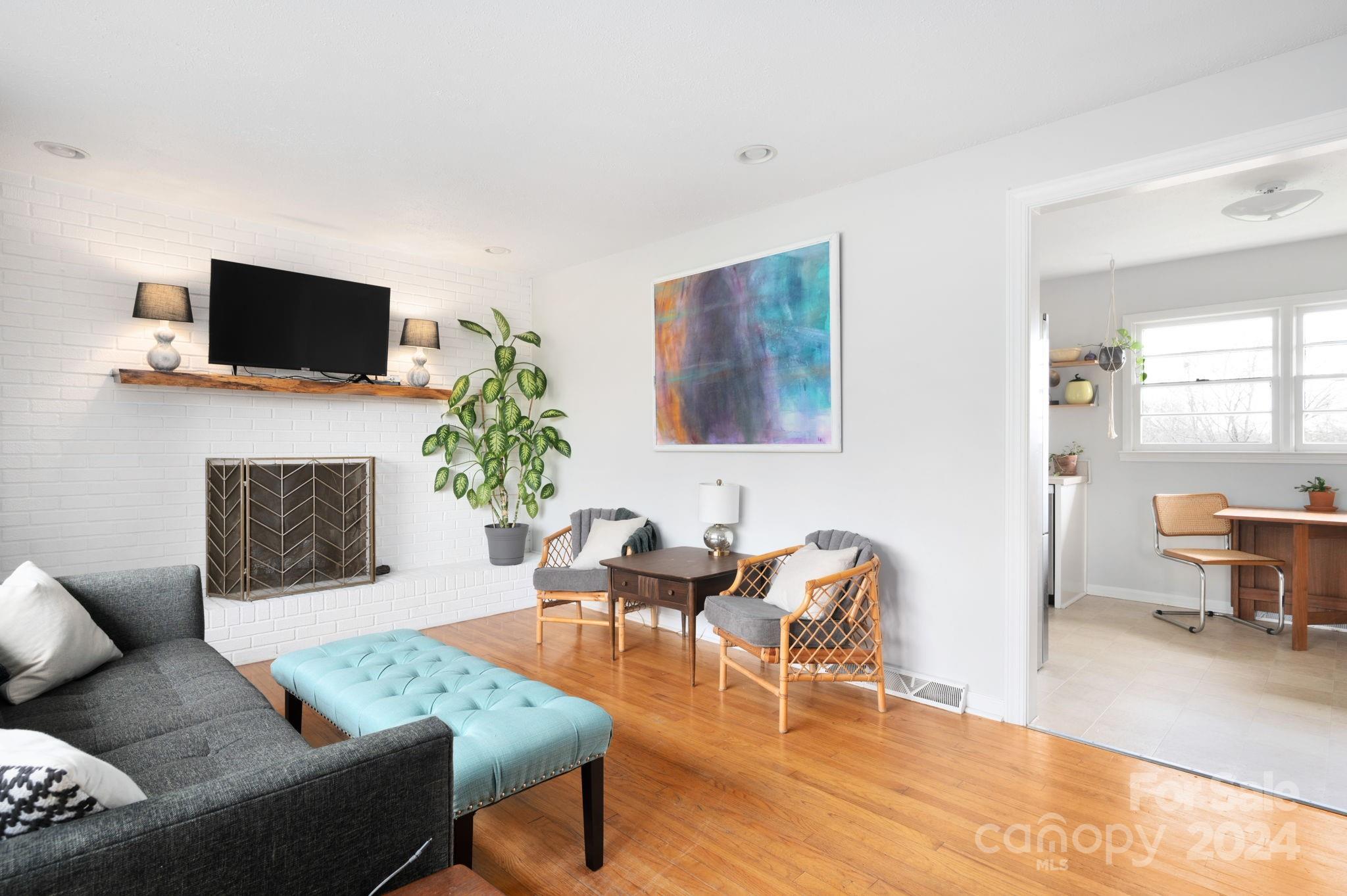 Stradley Mountain Park - Residential