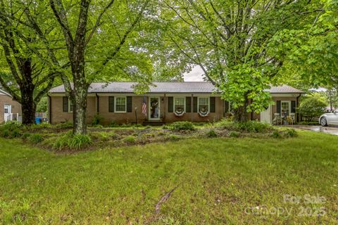 1005 Fieldstone Road Mooresville NC 28115