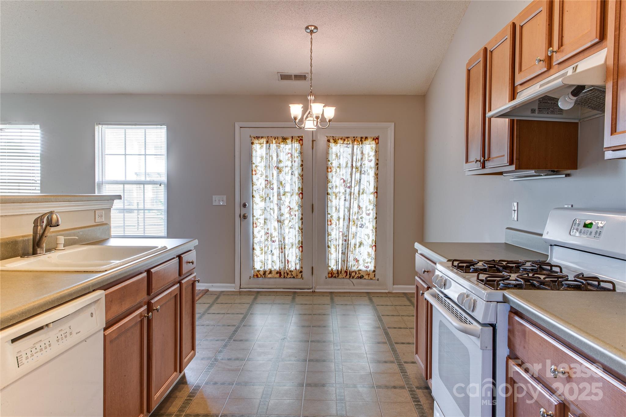 Arbor Glen - Residential Lease