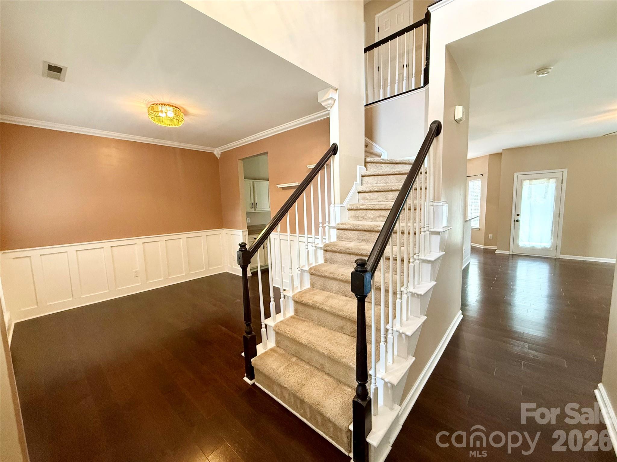 4698 Pascal Court NW