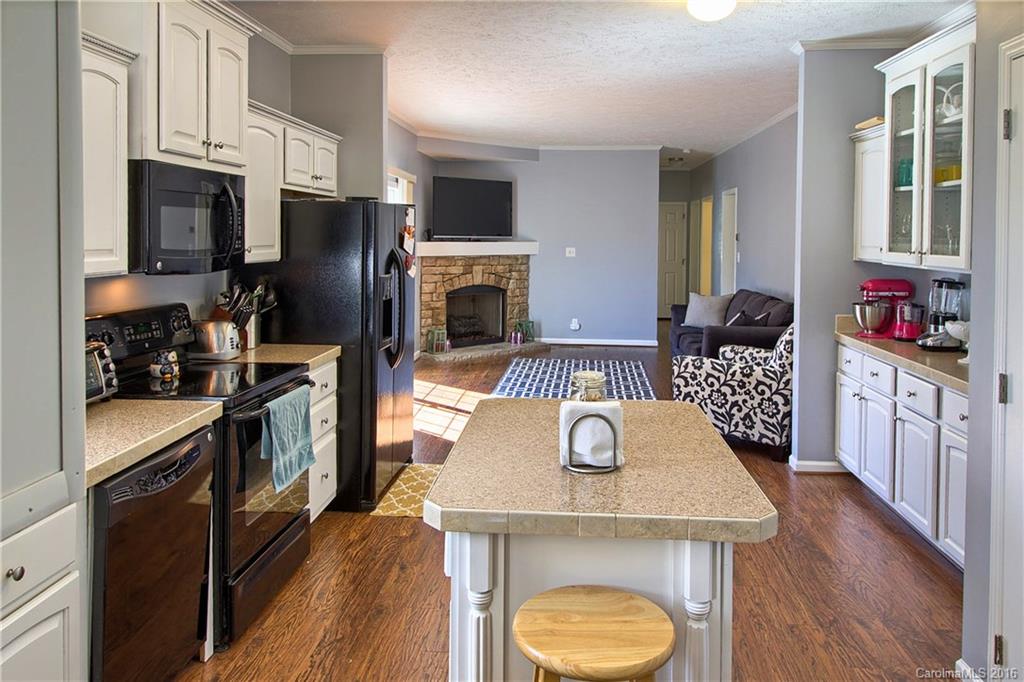 Pilot Mountain Estates - Residential