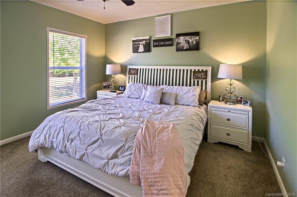 Pilot Mountain Estates - Residential