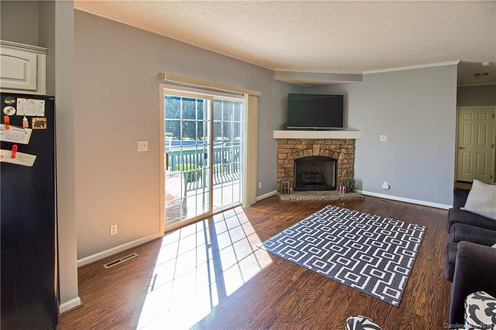 Pilot Mountain Estates - Residential