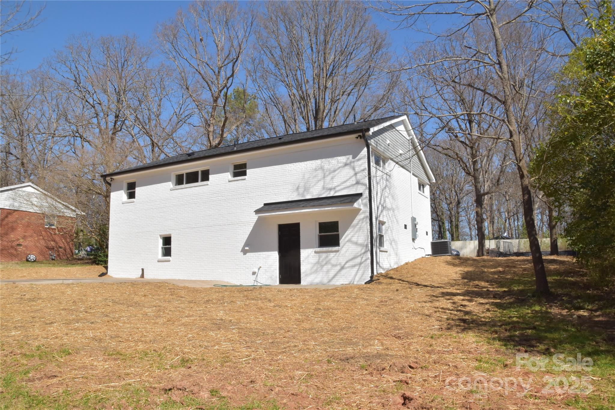 244 Stilwell Oaks Circle