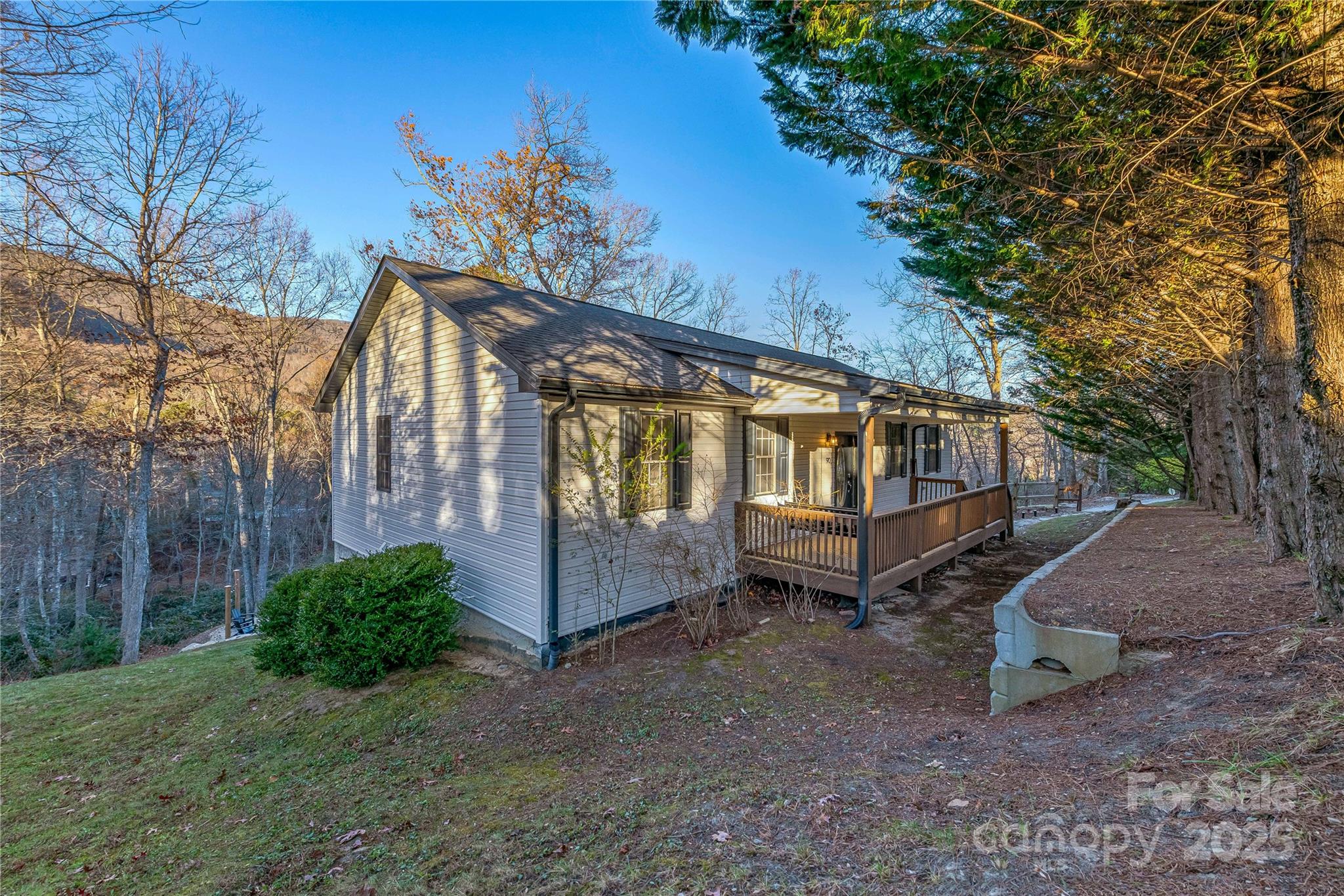90 Indian Mound Trail