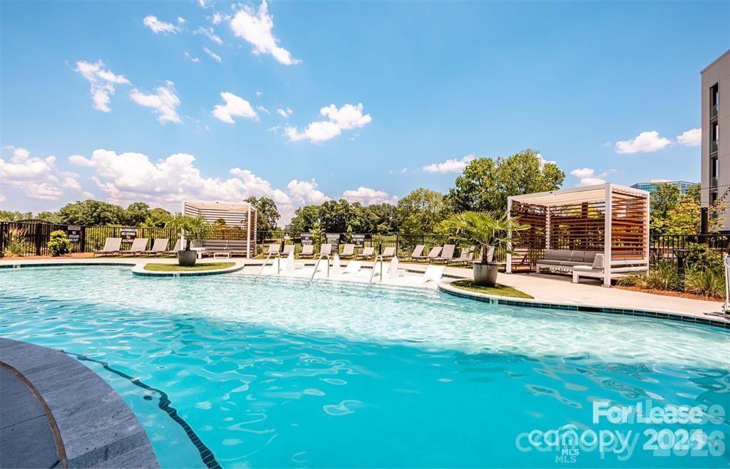 13230 Ballantyne Corporate Place 124 - Townhouse