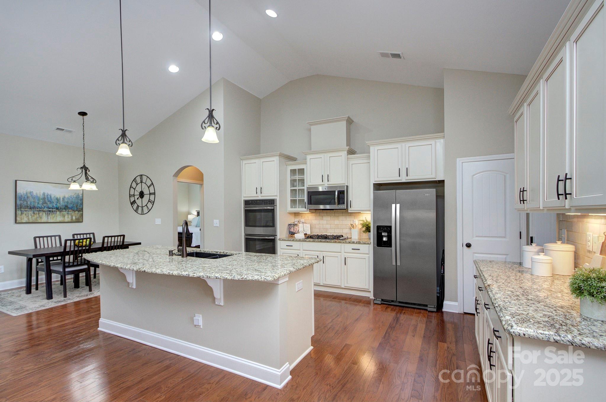 Lake Ridge - Residential