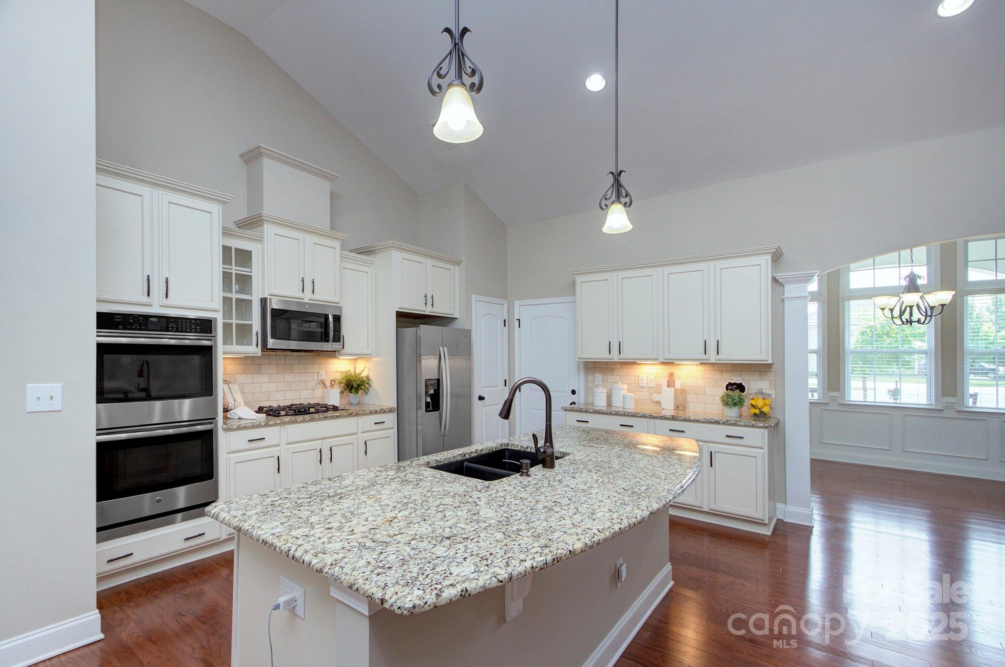 Lake Ridge - Residential