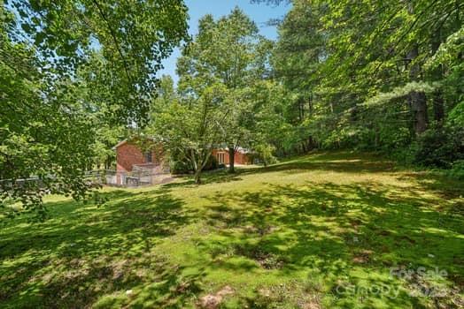 125 Merrill Road