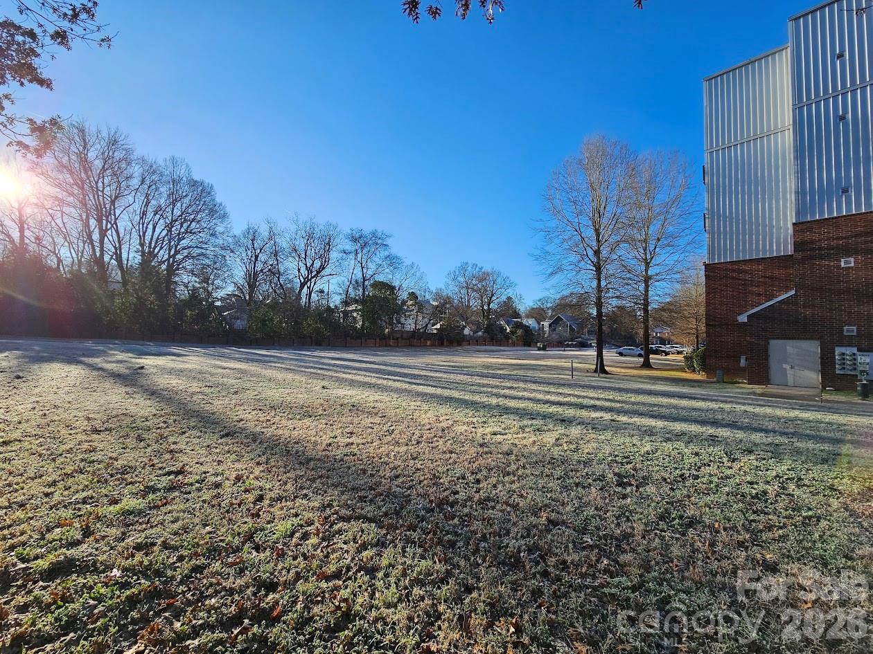 28th Row - Residential