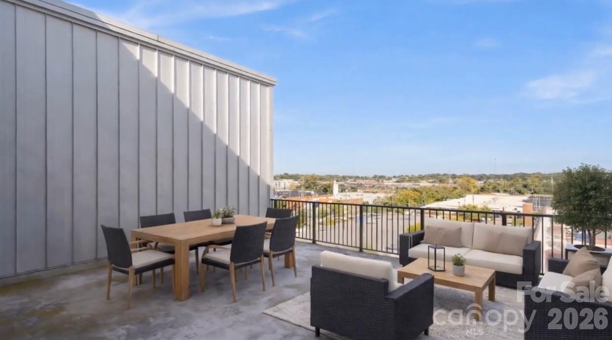 28th Row - Residential