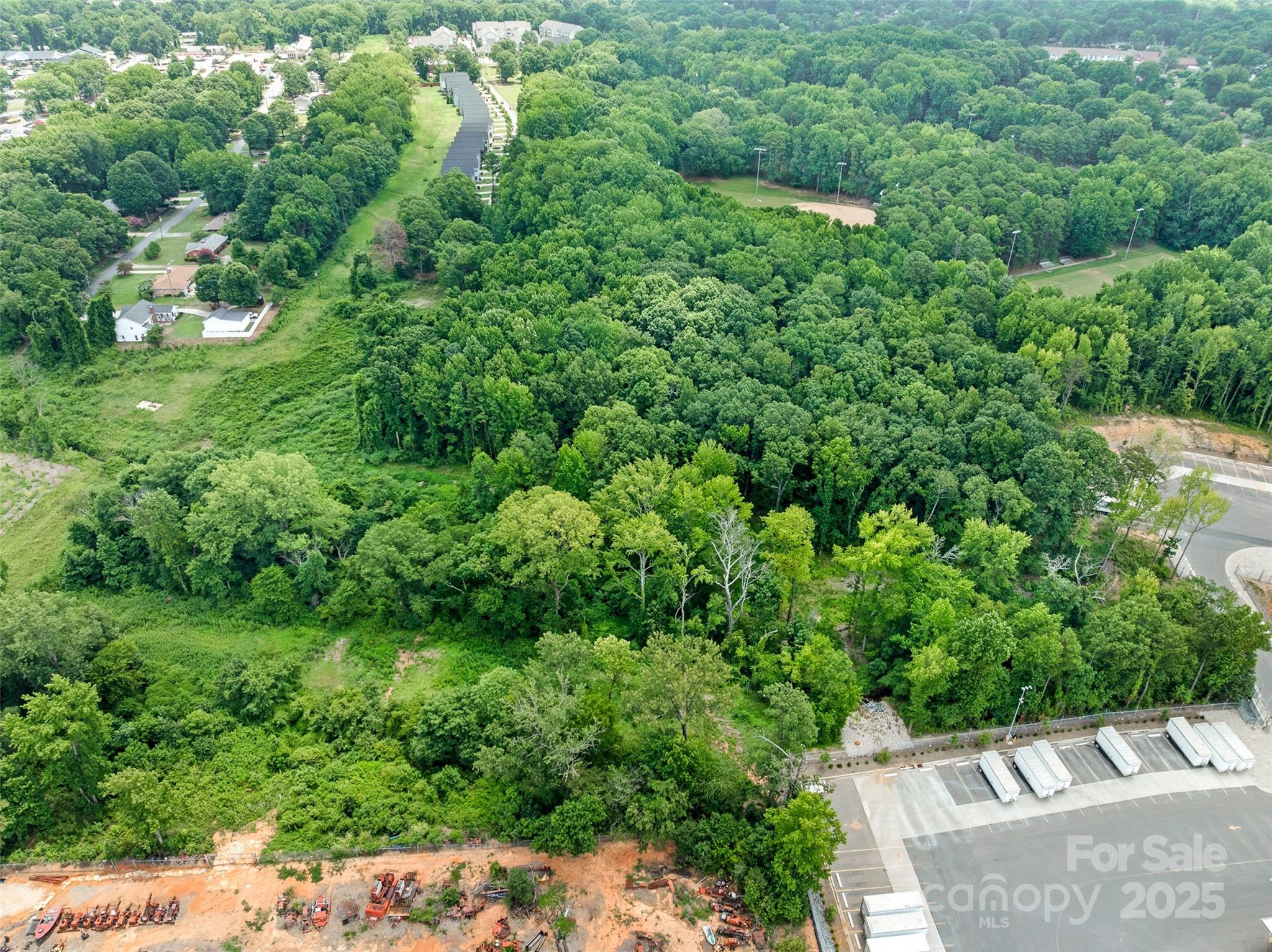 3901 & 3925 Merlane Drive