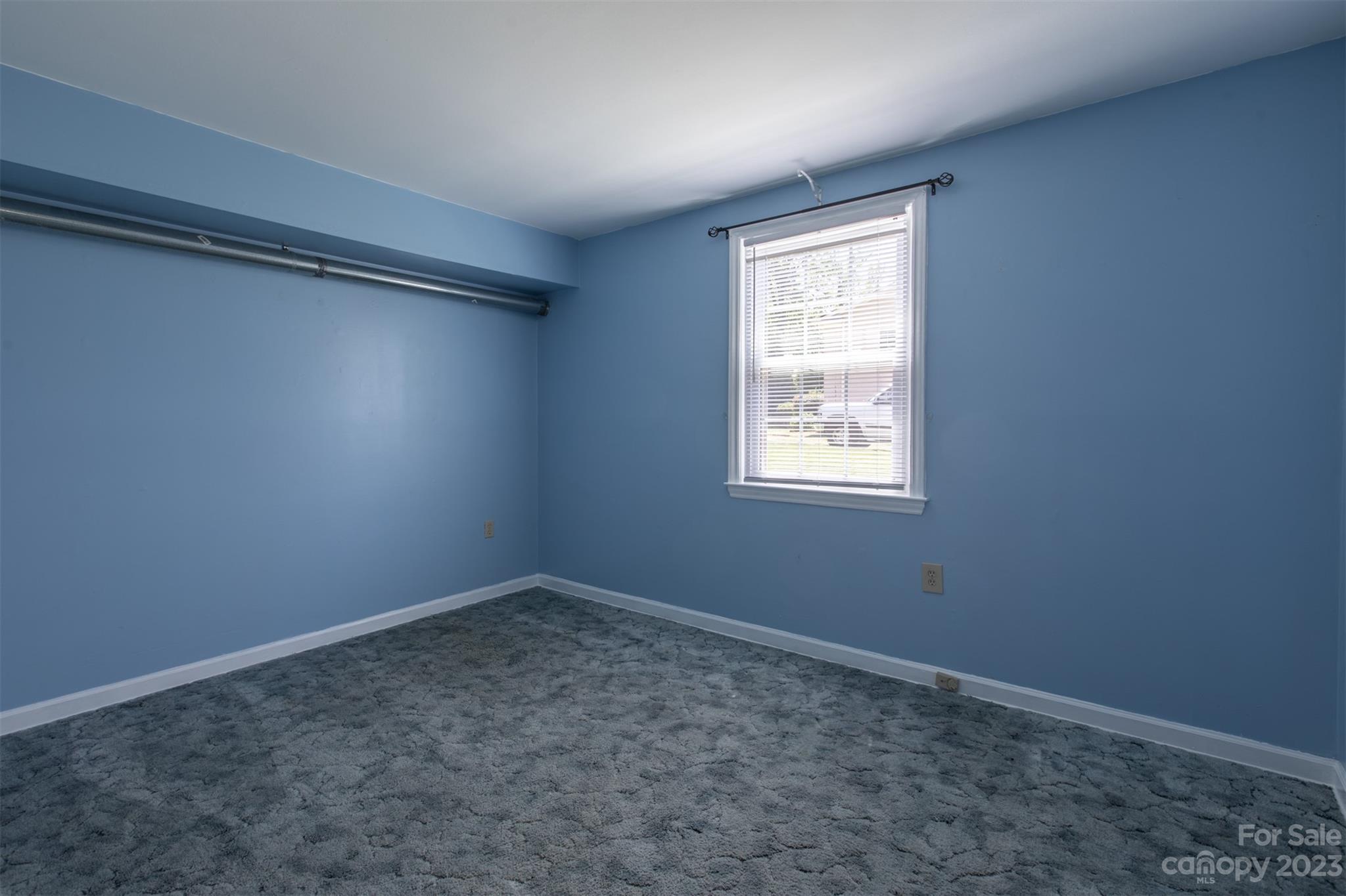 Laurelwood - Residential