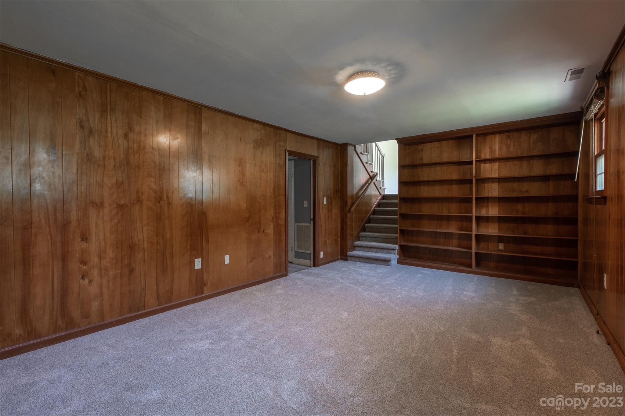 Laurelwood - Residential