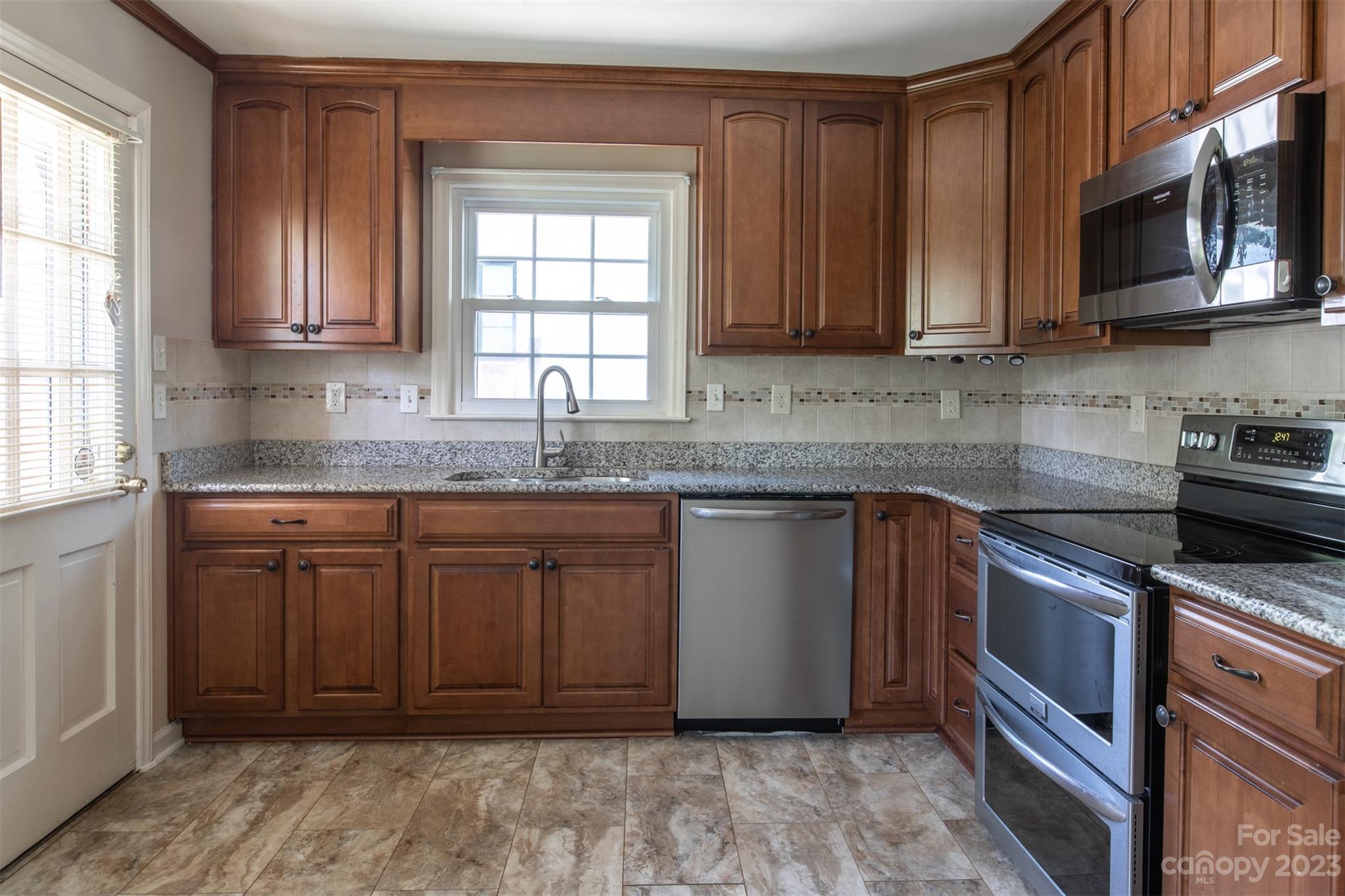 Laurelwood - Residential