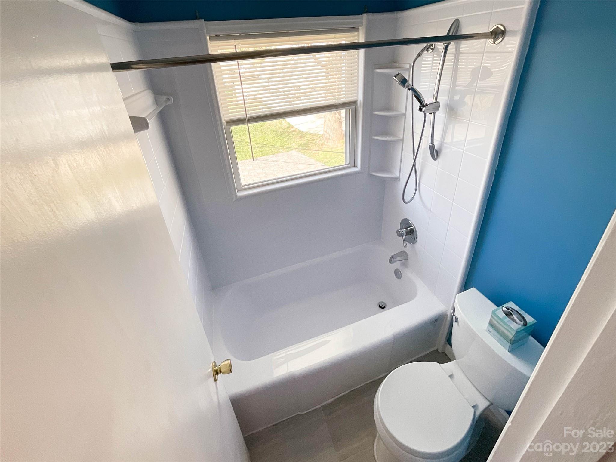 Laurelwood - Residential