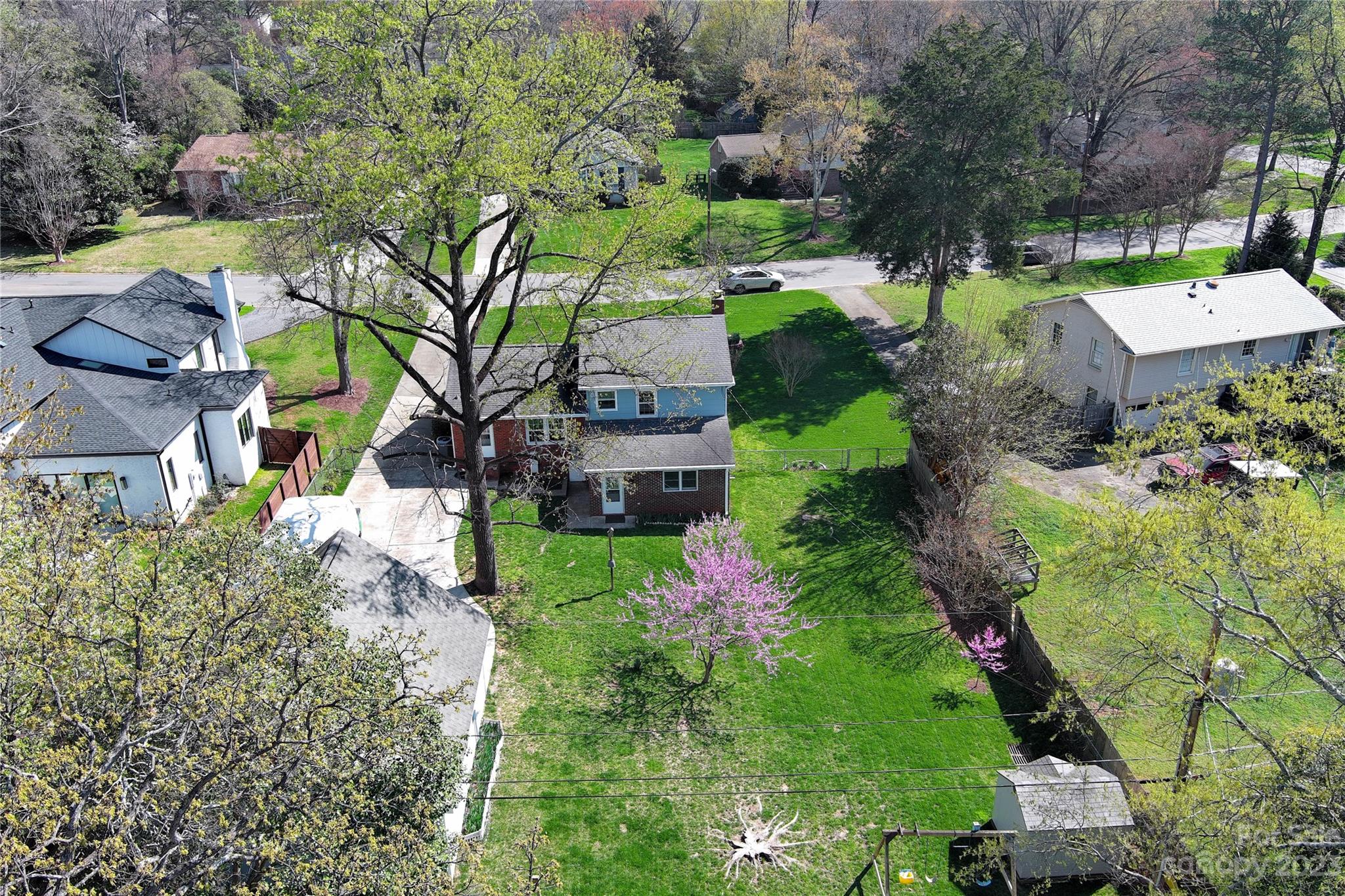 Laurelwood - Residential