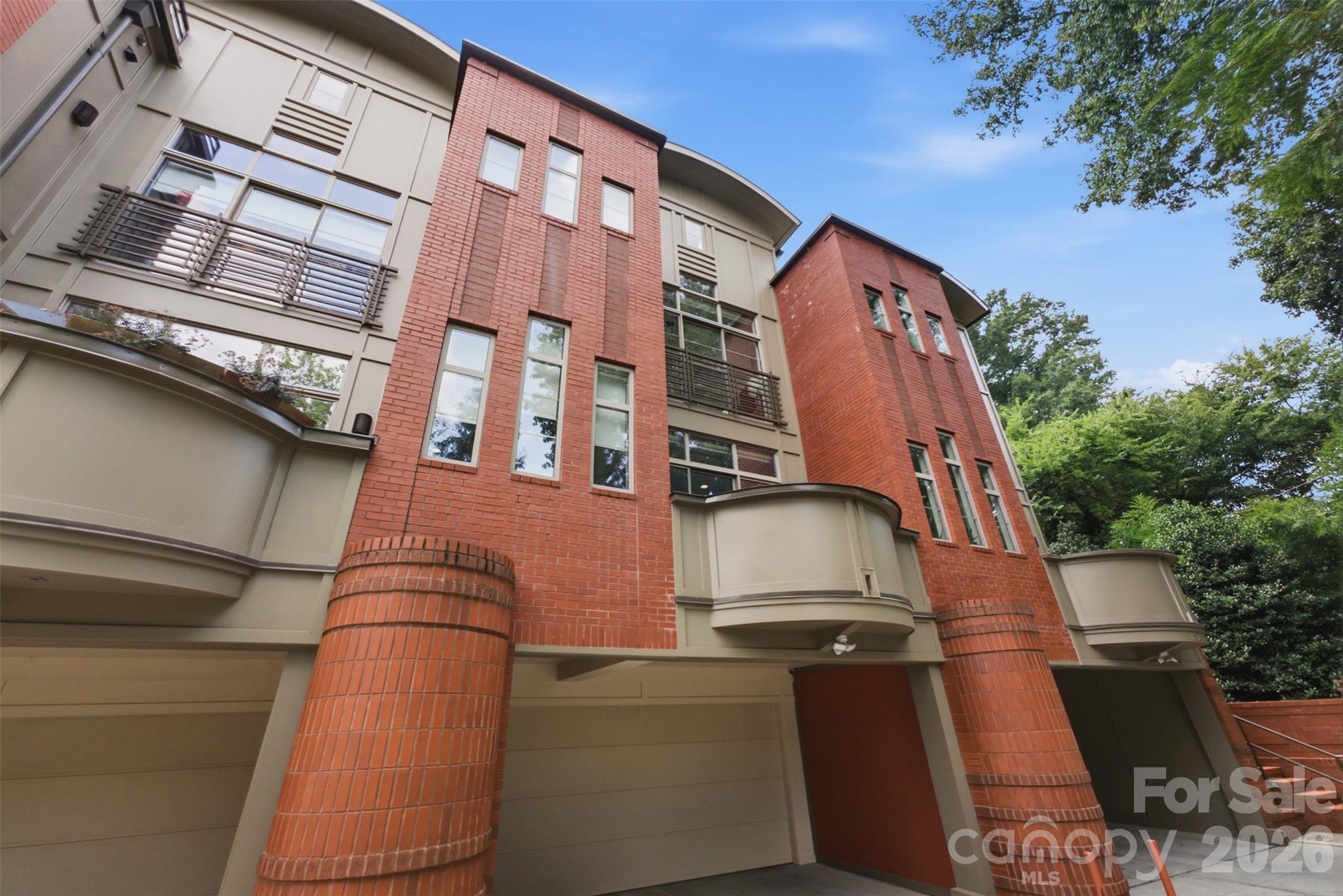 1938 Scott Avenue
