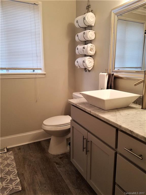 Seventeen Acres - Residential