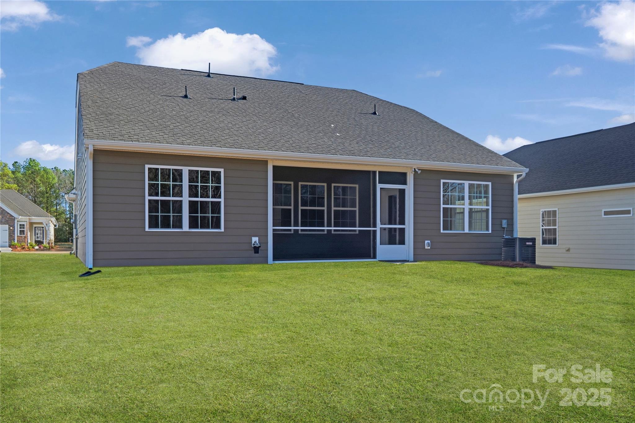 Roselyn - Residential