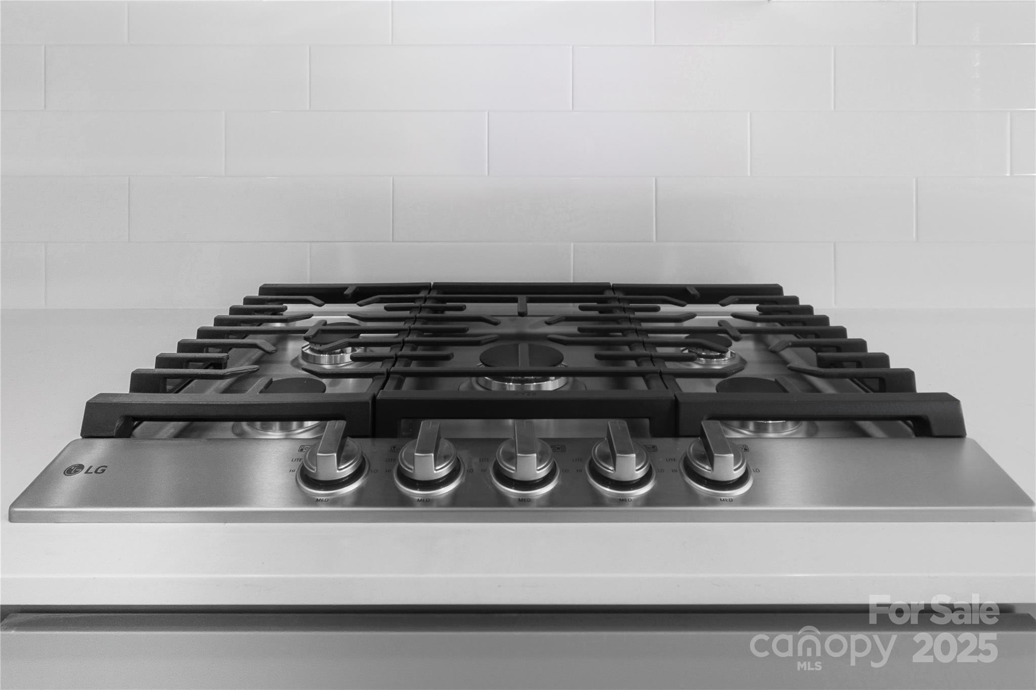 Roselyn - Residential