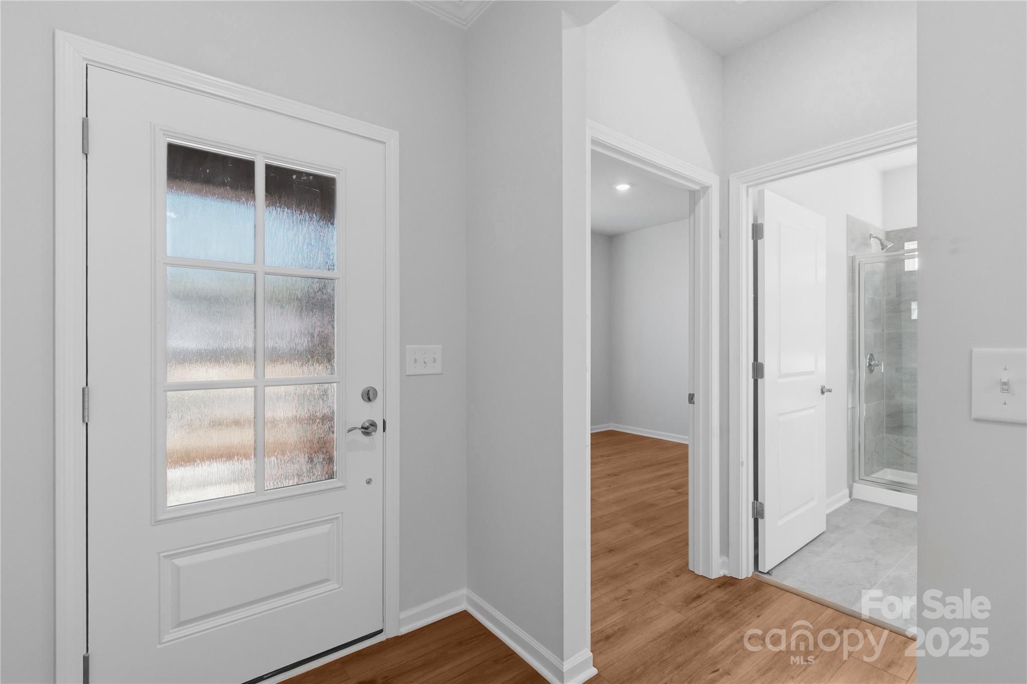 Roselyn - Residential