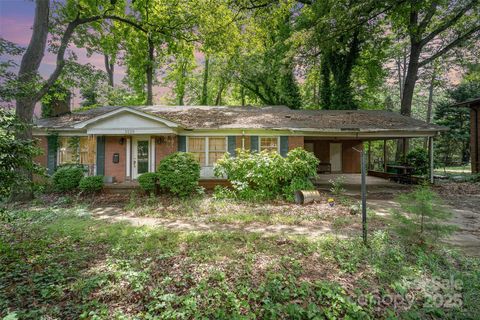 3526 Craig Avenue Charlotte NC 28211