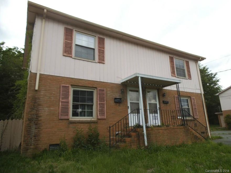 Great investment in two Duplex units located on one and one third acre lot. Walking distance of small shopping center.  sold in "as is" condition, pre-approval/proof of funds & copy of EMD with all offers, seller exempt from property disclosure.