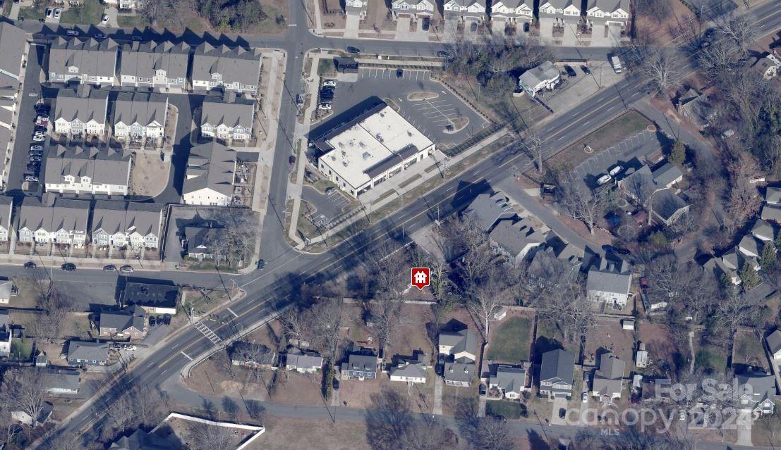 2522 The Plaza