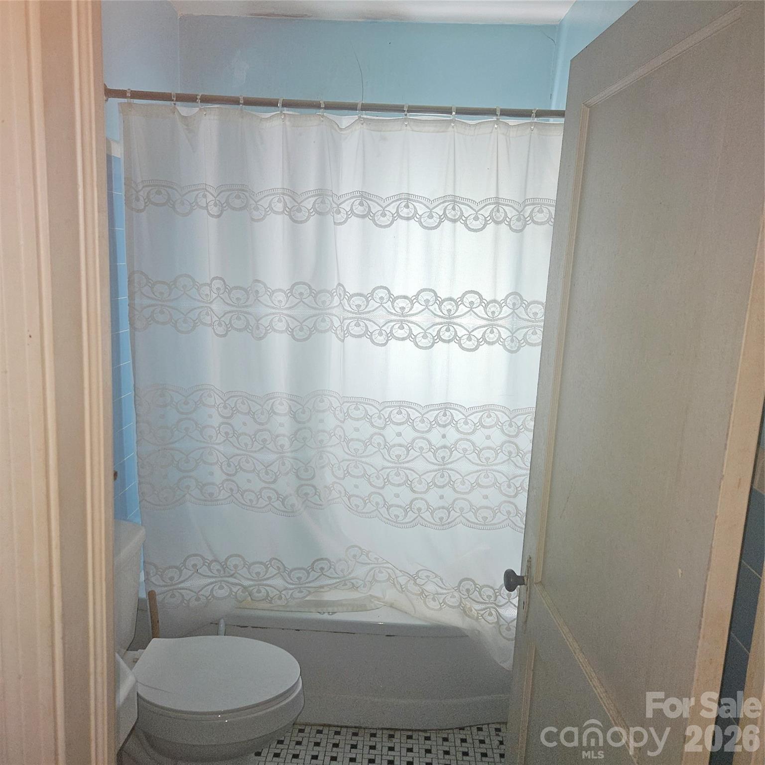 1040 Drummond Avenue