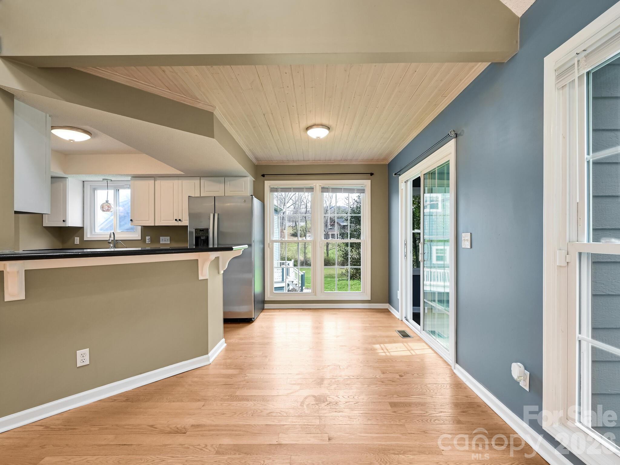 Meadow Oaks - Residential